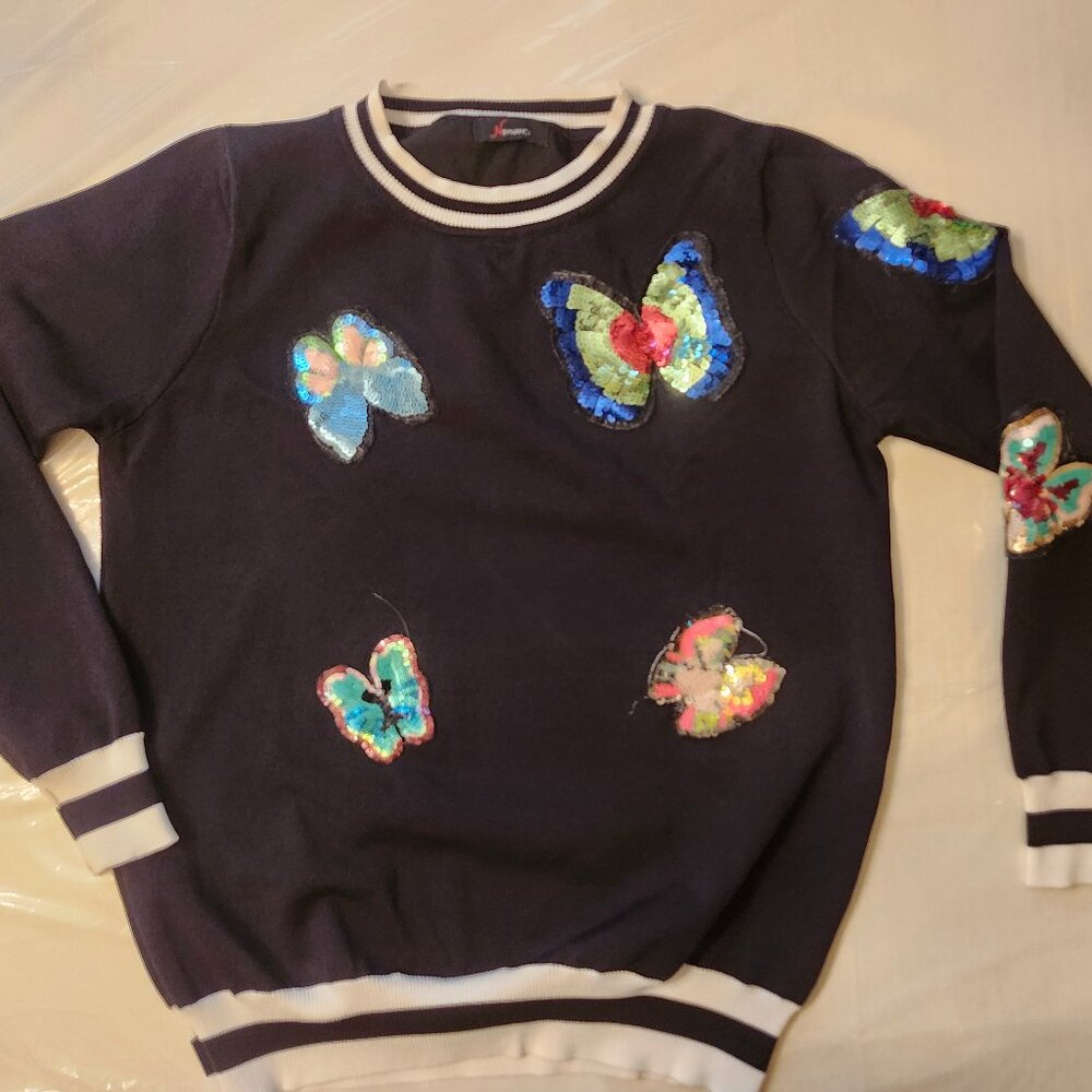 N by Nancy Knit Crew Neck Size L with Butterfly Applique